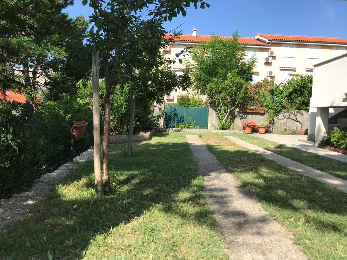 Apartments Lena Baška Exterior foto